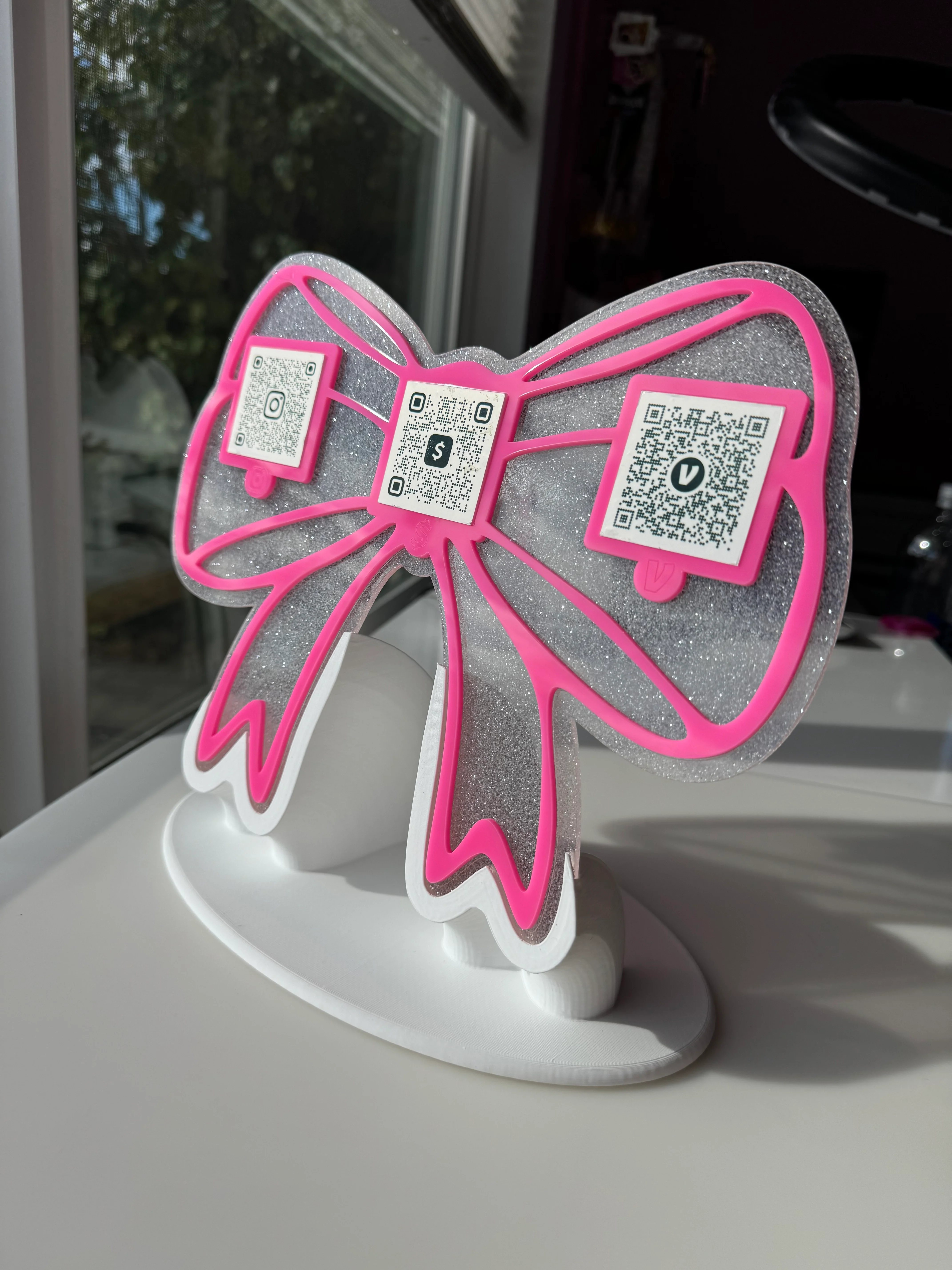 Bow 3 QR code acrylic stand FREE US DELIVERY - Image 6