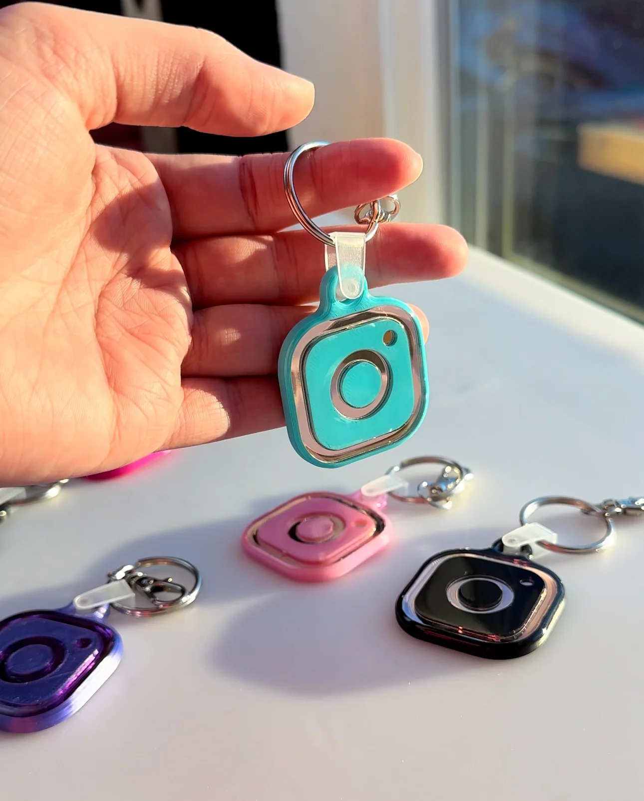 NFC Instagram with Mirror Logo KeyChain Free US Delivery - Image 9